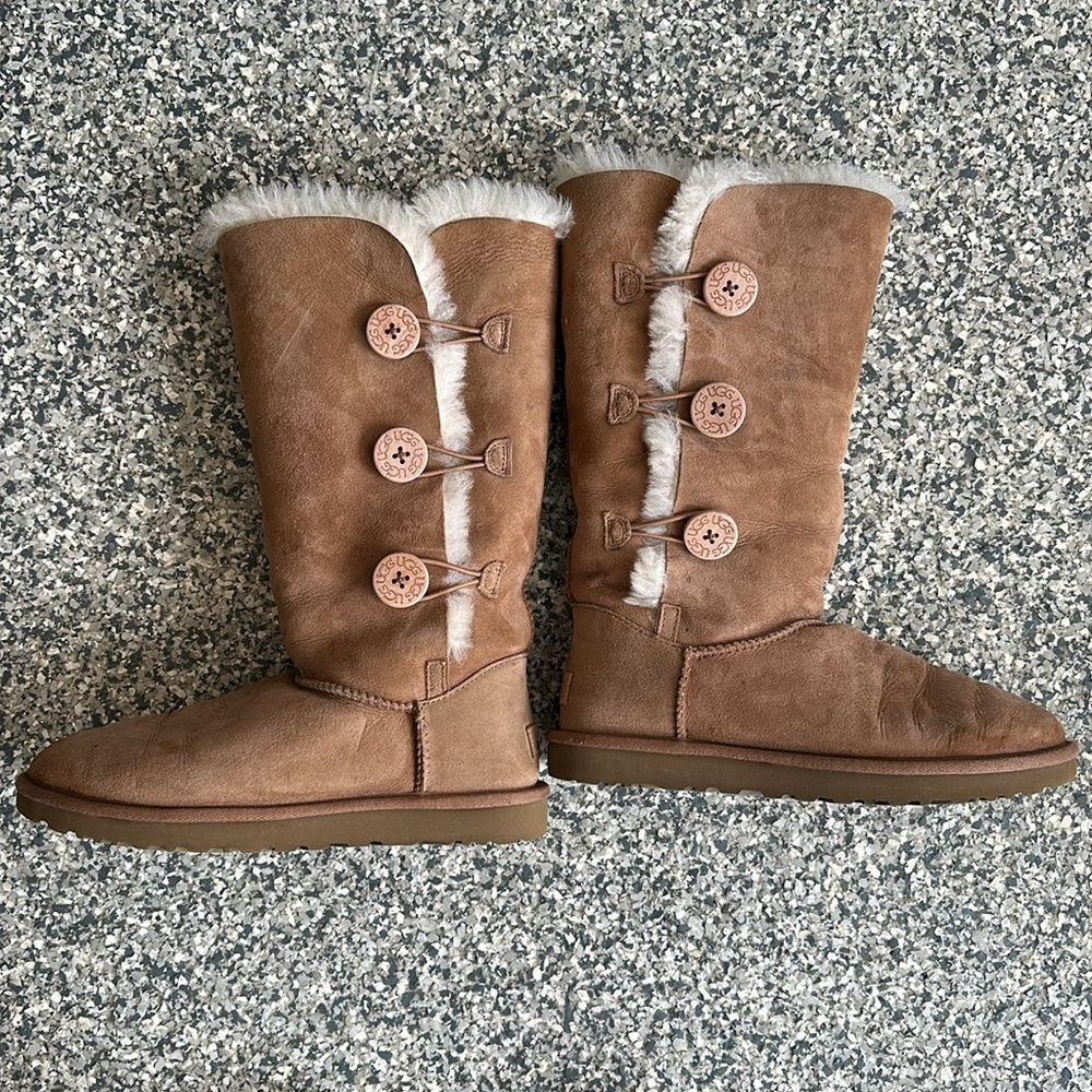 Ugg winter boots